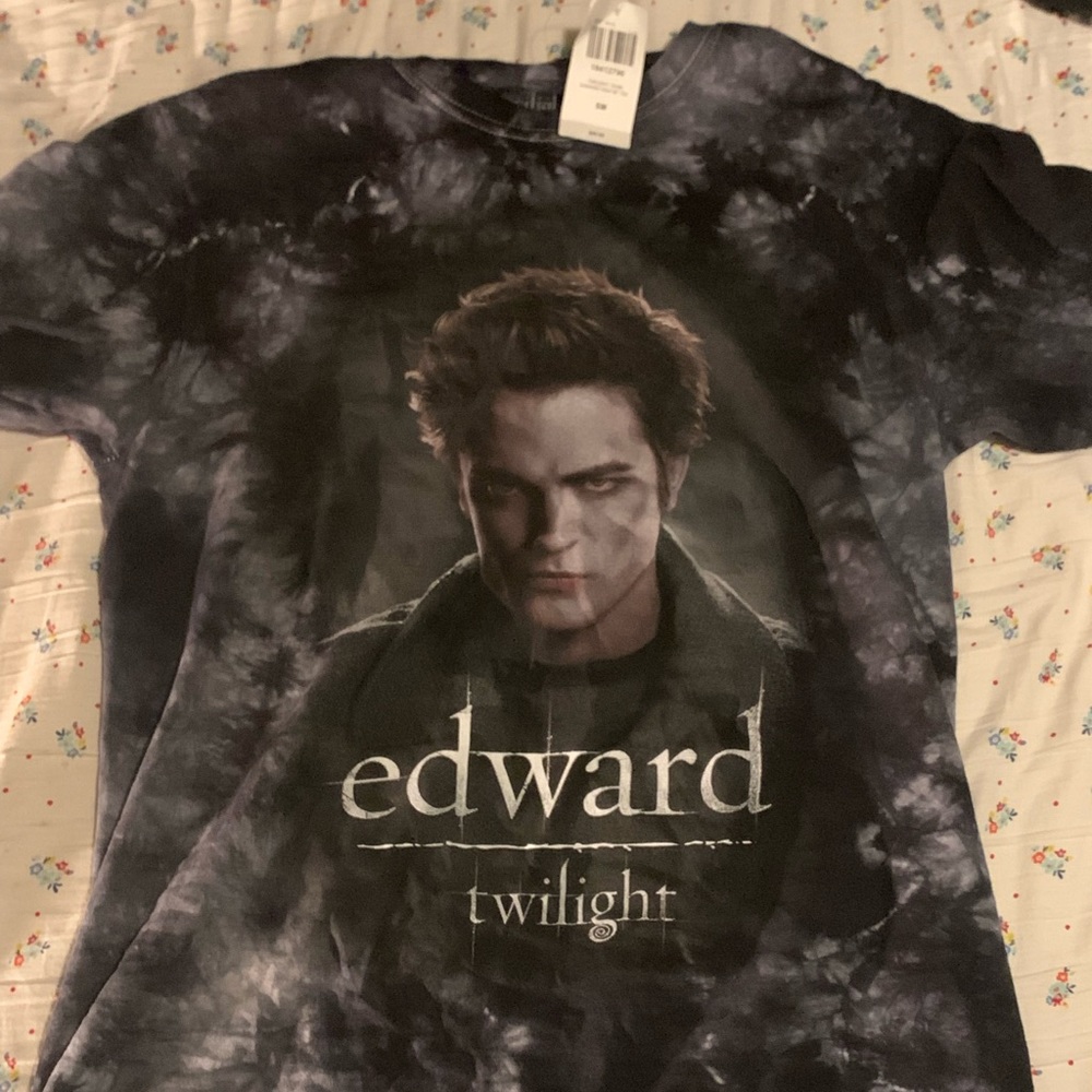 Small Team Edward Cullen Twilight T-Shirt